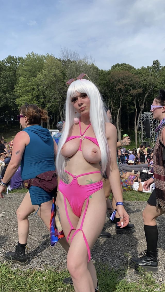 i’m just a horny exhibitionist rave slut flashing at the festival